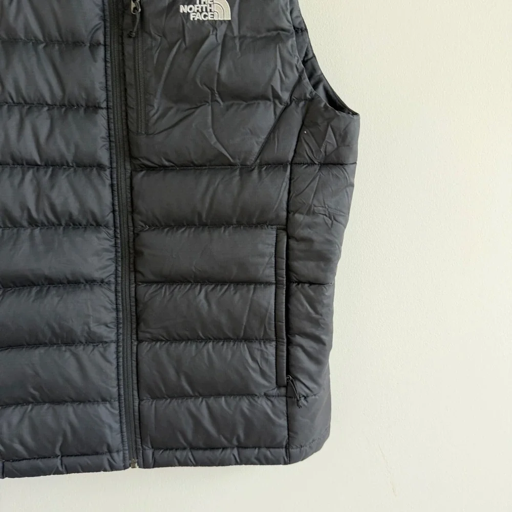 Men's The North Face Aconcagua Puffer Vest in Black size Medium